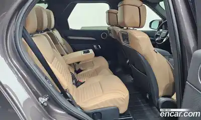 Land Rover Discovery 2025 3.0 Автомат в Москве № 231129, миниатюра 11