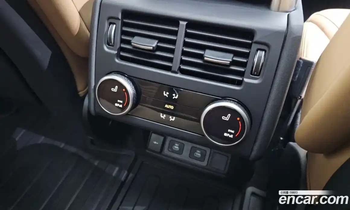 Land Rover Discovery 2025 3.0 Автомат в Москве № 231129, фото 10