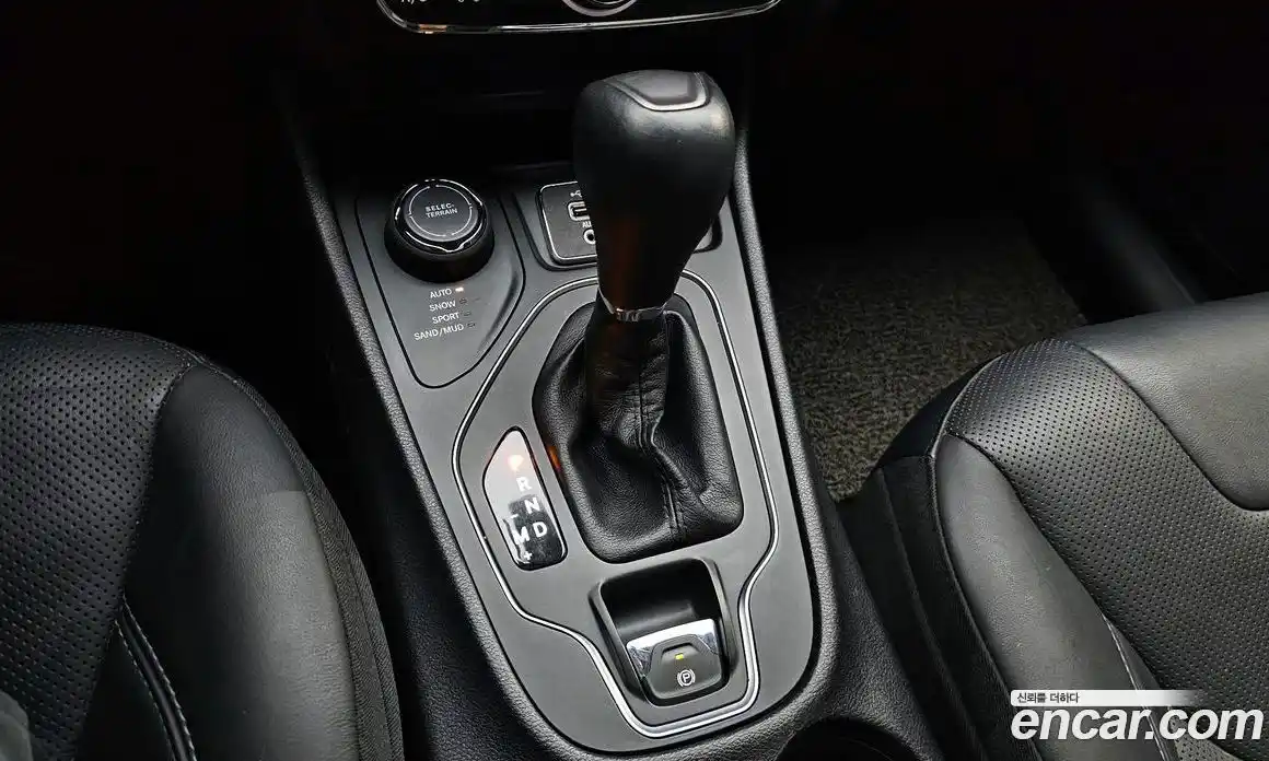 Jeep Cherokee 2019 2.4 Автомат в Москве № 232650, фото 11