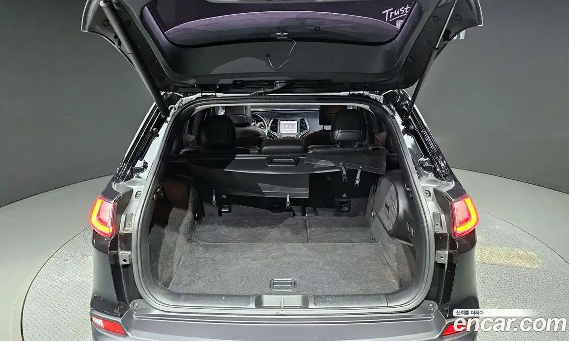 Jeep Cherokee 2019 2.4 Автомат в Москве № 232650, фото 16