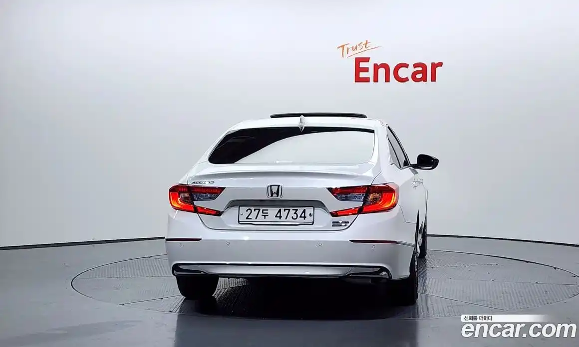 Honda Accord 2018 2.0 Автомат в Москве № 232910, фото 13