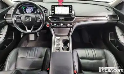 Honda Accord 2018 2.0 Автомат в Москве № 232910, миниатюра 7