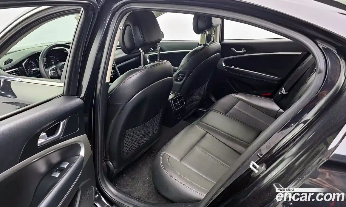 Genesis G70 2021 2.0 Автомат в Москве № 23555, фото 13