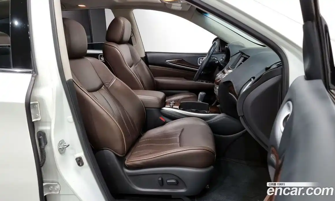 Infiniti QX60 2015 3.5 Автомат в Москве № 245590, фото 16