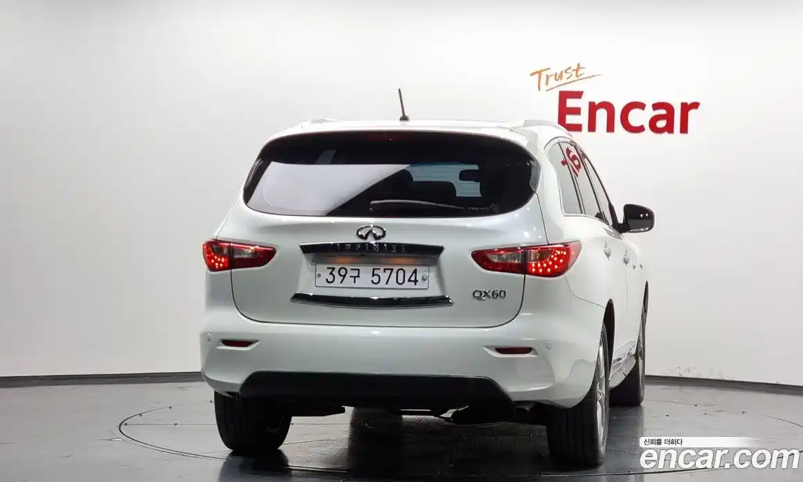 Infiniti QX60 2015 3.5 Автомат в Москве № 245590, фото 18