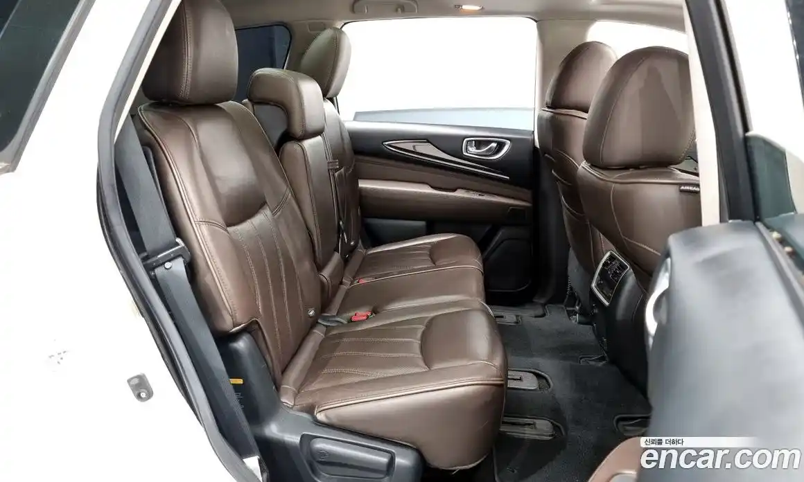 Infiniti QX60 2015 3.5 Автомат в Москве № 245590, фото 9