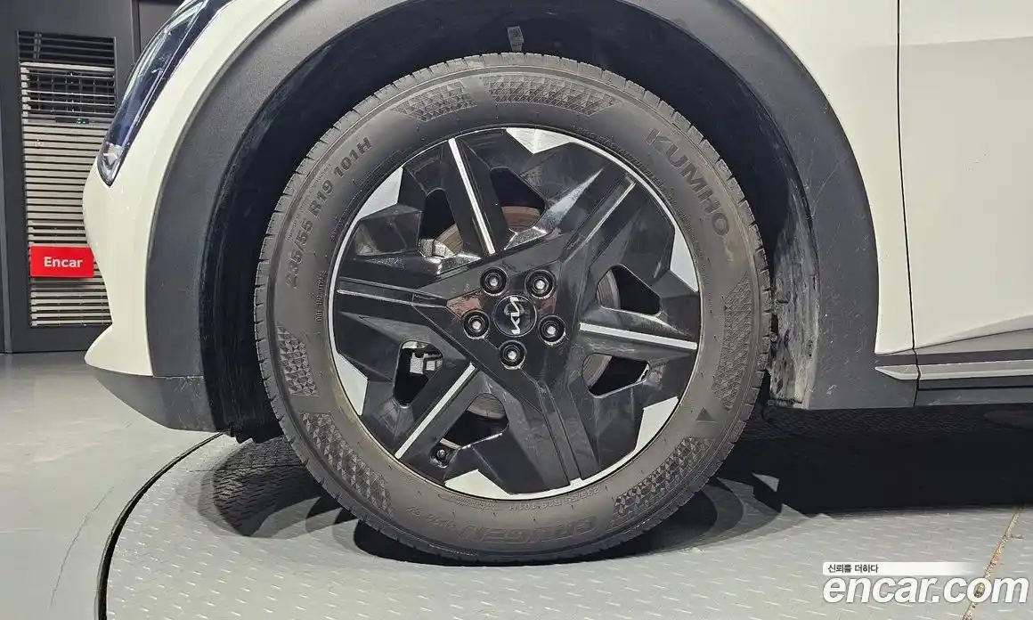 Kia EV6 2025 0.1 Автомат в Москве № 249382, фото 6