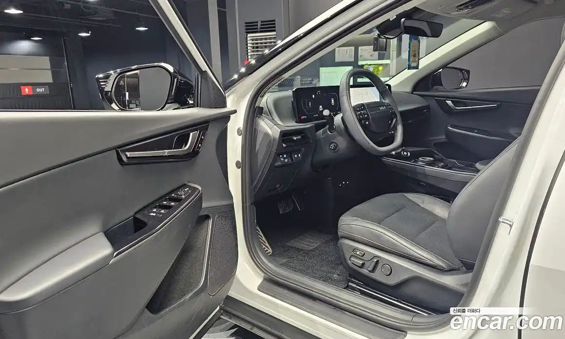 Kia EV6 2025 0.1 Автомат в Москве № 249382, фото 8