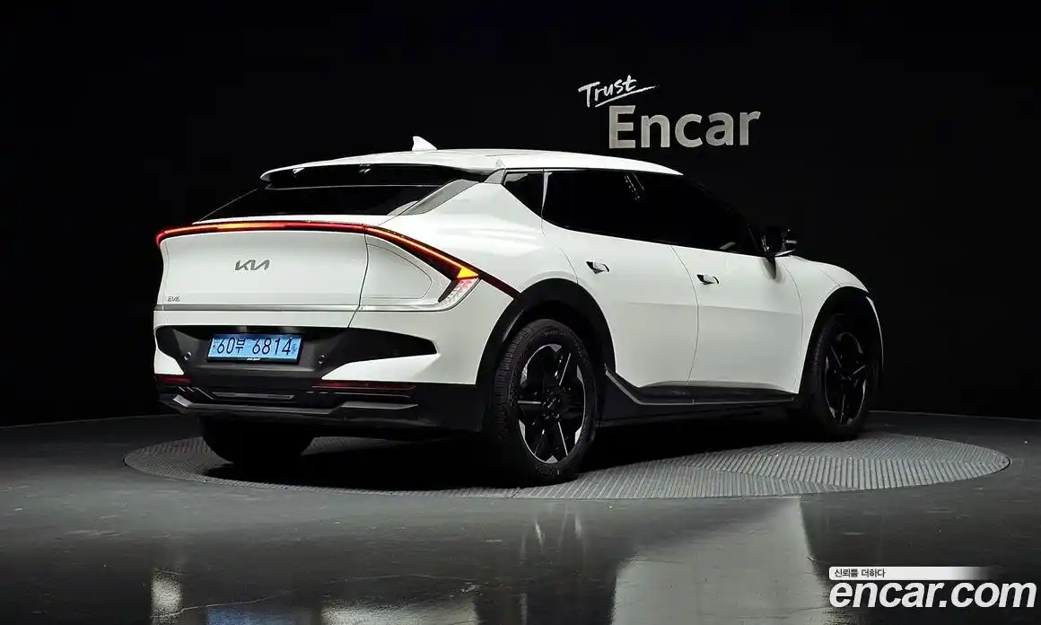 Kia EV6 2025 0.1 Автомат в Москве № 249382, фото 9