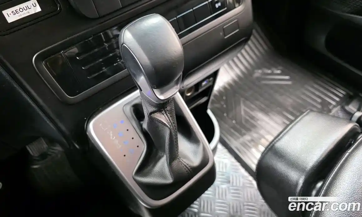 Hyundai Staria 2023 3.5 Автомат в Москве № 267277, фото 13