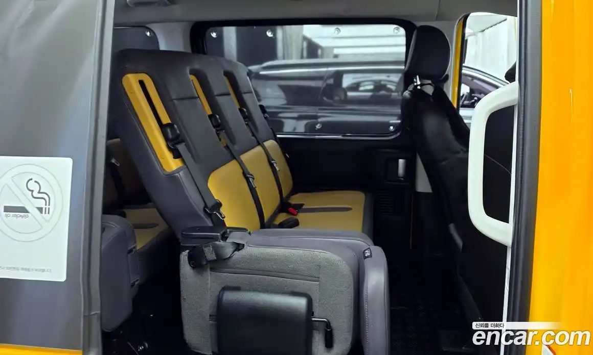 Hyundai Staria 2023 3.5 Автомат в Москве № 267277, фото 18