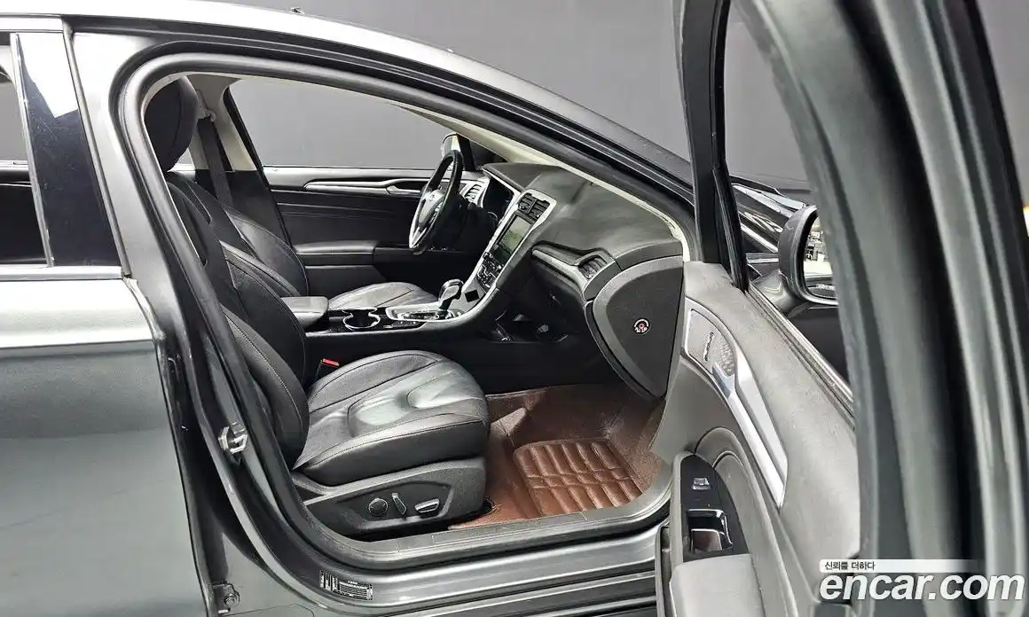 Ford Mondeo 2015 2.0 Автомат в Москве № 273417, фото 17