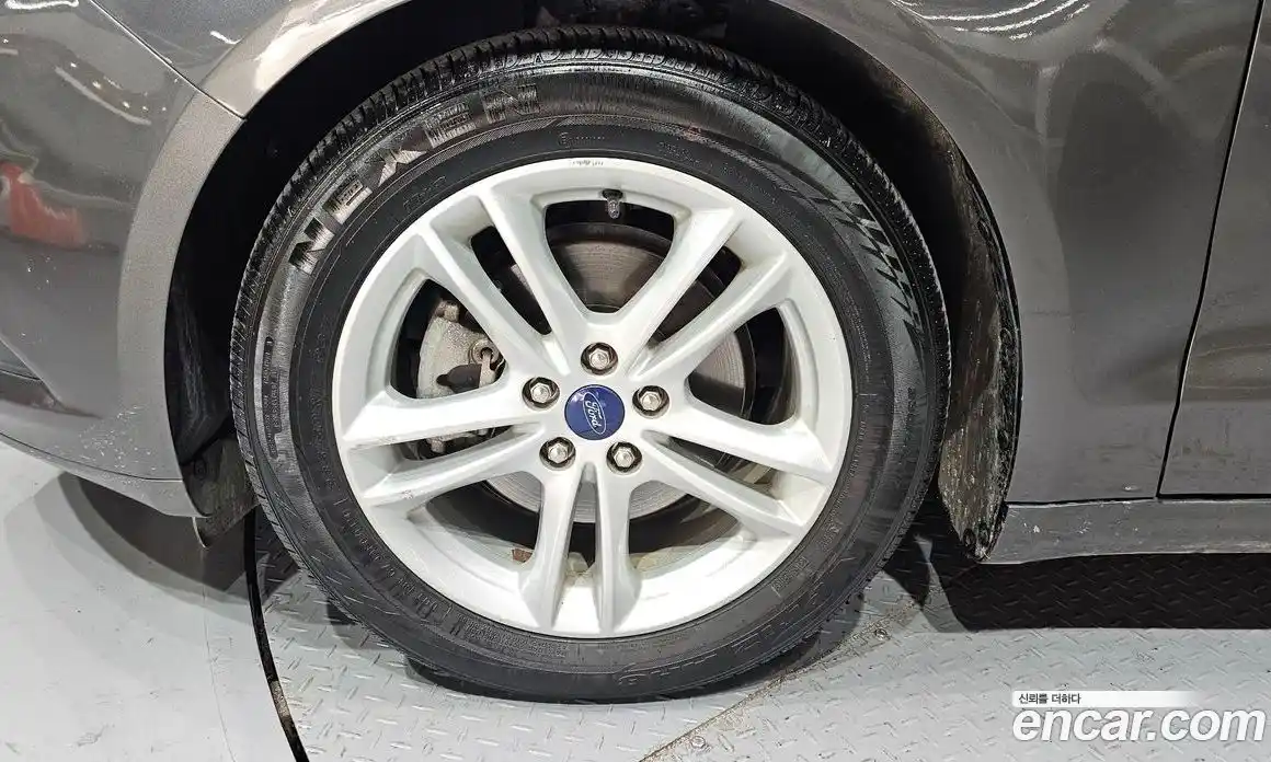 Ford Mondeo 2015 2.0 Автомат в Москве № 273417, фото 20