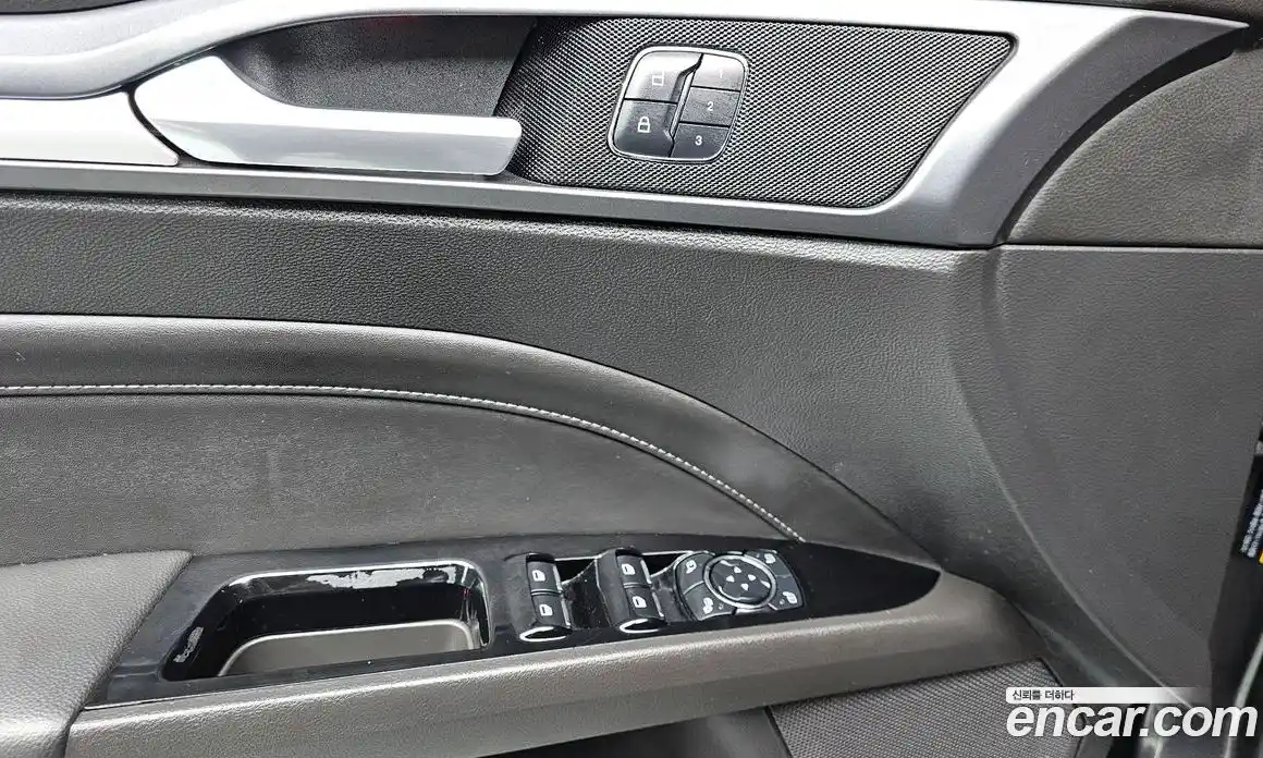 Ford Mondeo 2015 2.0 Автомат в Москве № 273417, фото 3