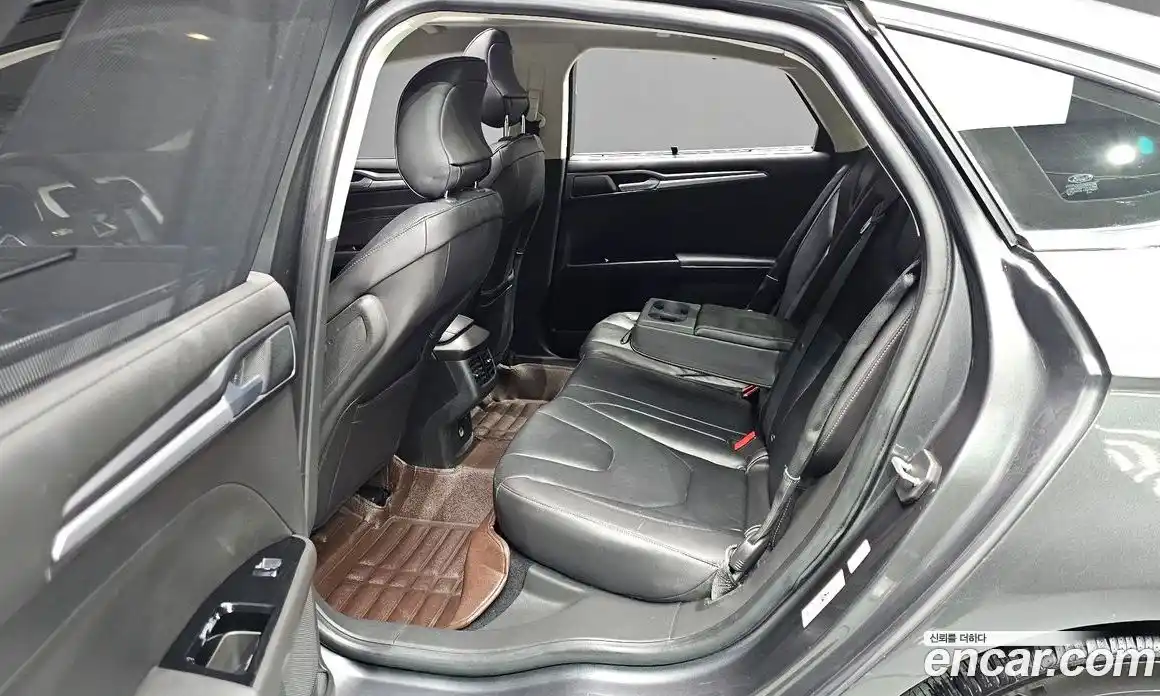 Ford Mondeo 2015 2.0 Автомат в Москве № 273417, фото 4