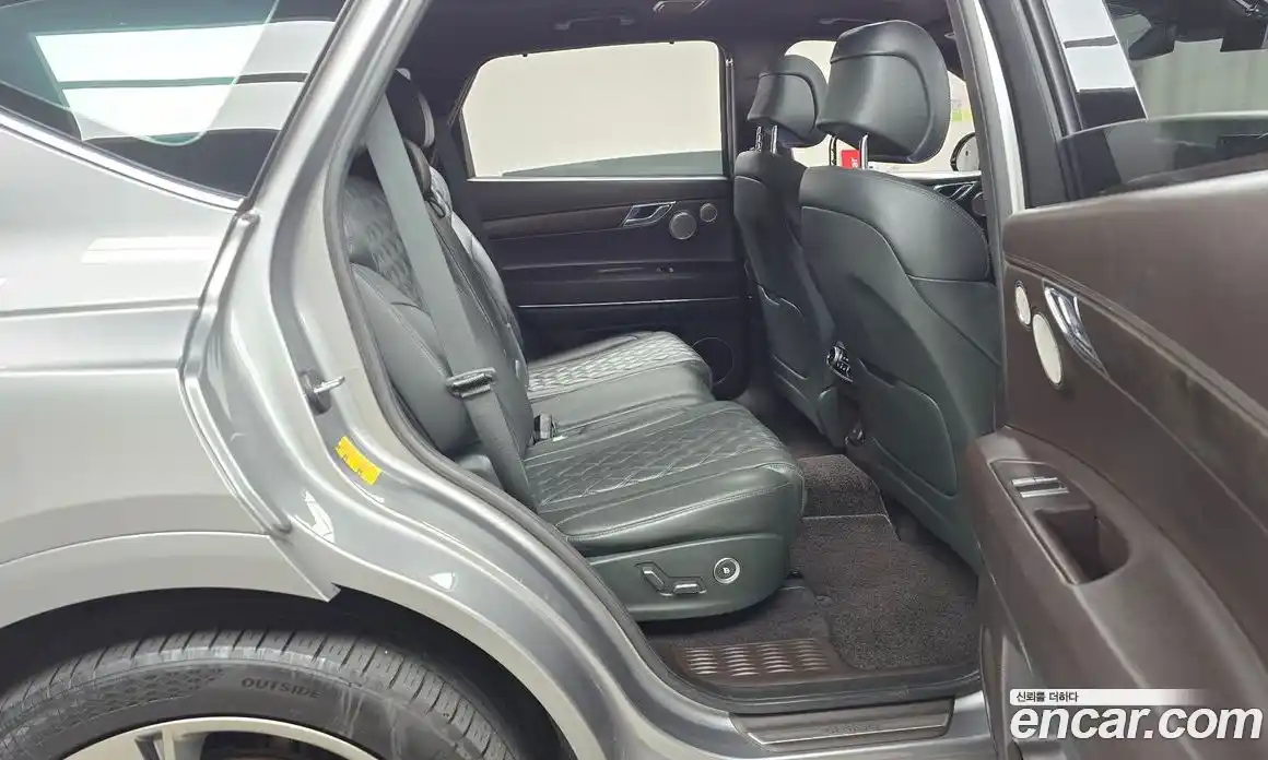 Genesis GV80 2022 3.0 Автомат в Москве № 27470, фото 17