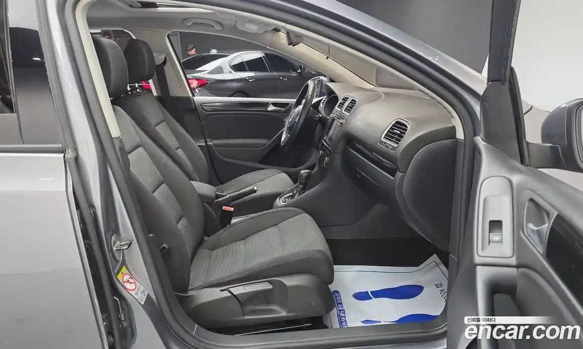 Volkswagen Golf 2012 2.0 Автомат в Москве № 277406, фото 6