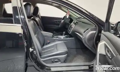 Nissan Altima 2017 2.5 Автомат в Москве № 285039, миниатюра 12