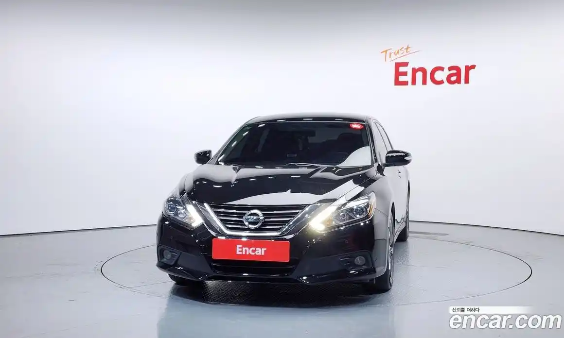 Nissan Altima 2017 2.5 Автомат в Москве № 285039, фото 20