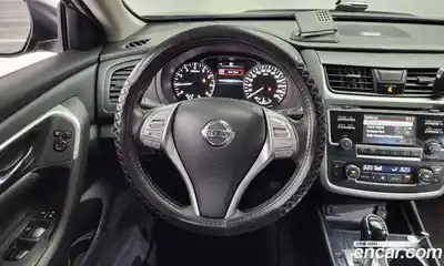 Nissan Altima 2017 2.5 Автомат в Москве № 285039, миниатюра 3