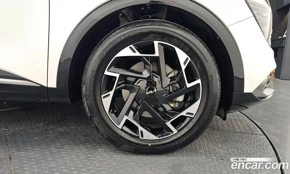 Kia Sportage 2022 1.6 Автомат в Москве № 287613, фото 20