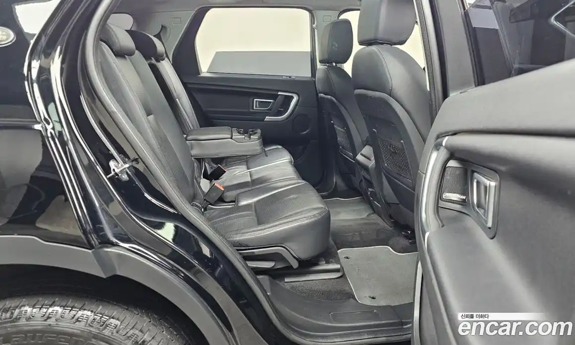 Land Rover Discovery Sport 2018 2.0 Автомат в Москве № 298694, фото 18