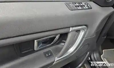 Land Rover Discovery Sport 2018 2.0 Автомат в Москве № 298694, миниатюра 9