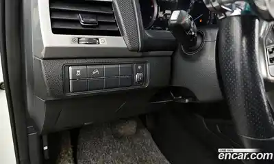 SsangYong Rexton 2018 2.2 Автомат в Москве № 30697, миниатюра 8