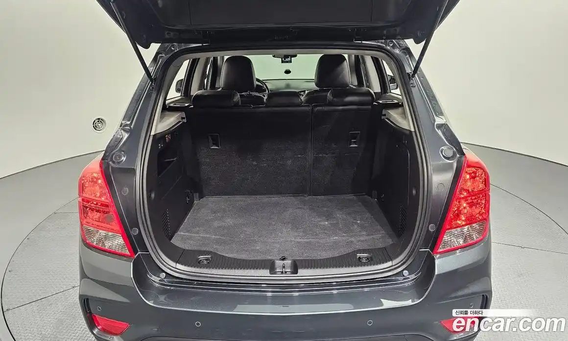 Chevrolet Trax 2018 1.4 Автомат в Москве № 332199, фото 11