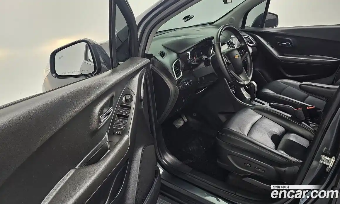 Chevrolet Trax 2018 1.4 Автомат в Москве № 332199, фото 15