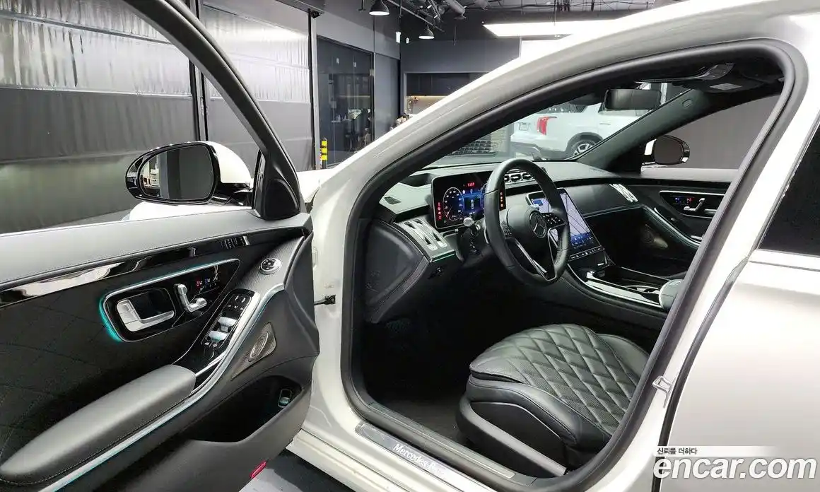 Mercedes-Benz S-Class 2023 3.0 Автомат в Москве № 338099, фото 16
