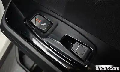 SsangYong Torres 2025 1.5 Автомат в Москве № 340434, миниатюра 10