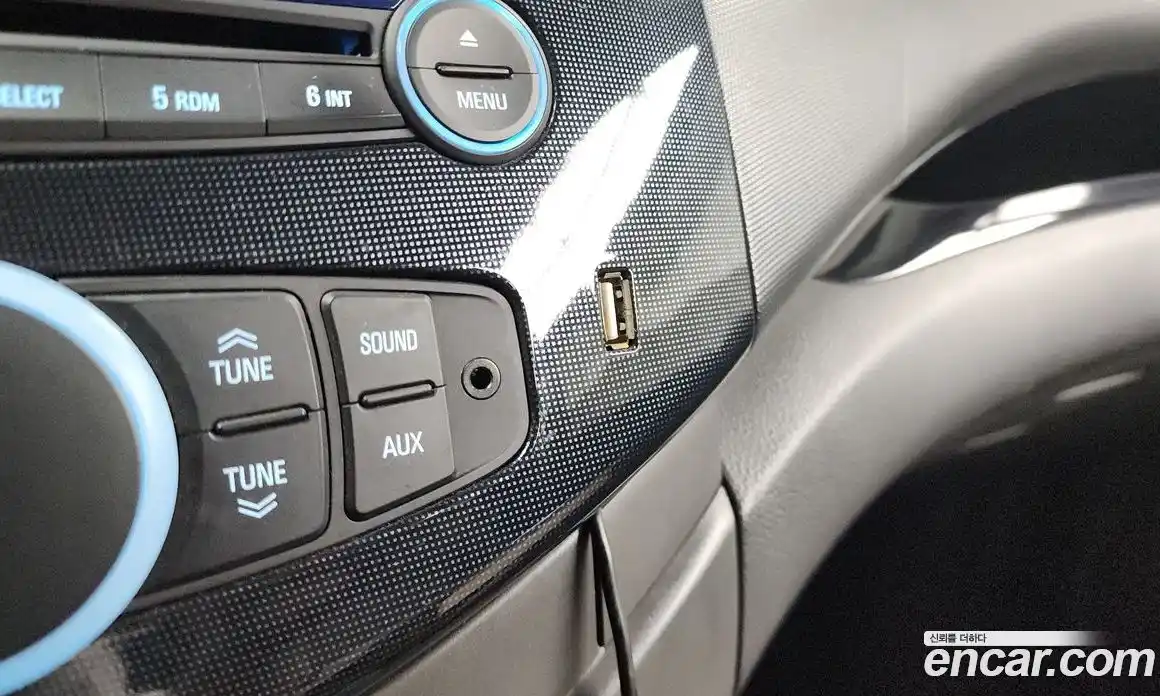 Chevrolet Spark 2012 1.0 Механическая в Москве № 40654, фото 17