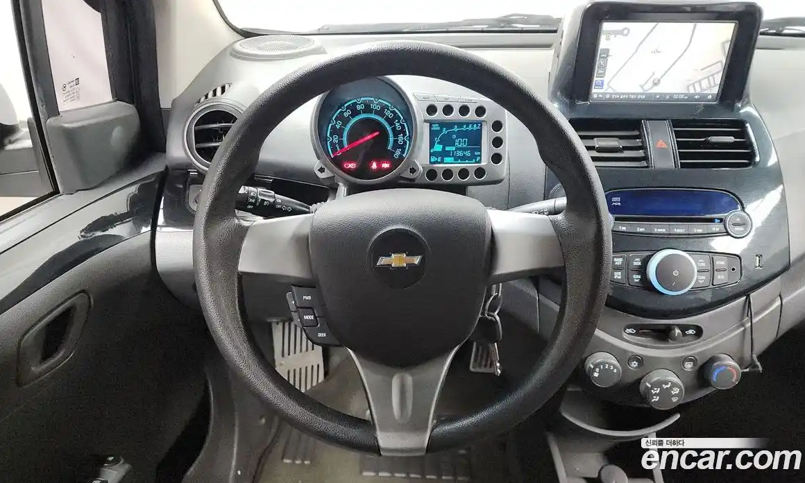 Chevrolet Spark 2012 1.0 Механическая в Москве № 40654, фото 8