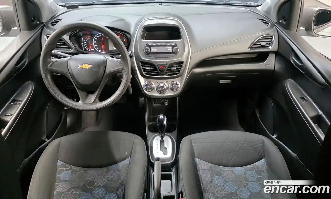 Chevrolet Spark 2018 1.0 Автомат в Москве № 40906, фото 11