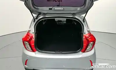 Chevrolet Spark 2018 1.0 Автомат в Москве № 40906, миниатюра 9