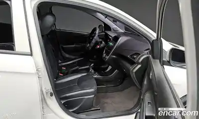 Chevrolet Spark 2017 1.0 Робот в Москве № 41475, миниатюра 5