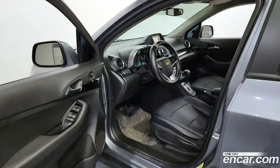 Chevrolet Orlando 2015 2.0 Автомат в Москве № 41638, фото 13