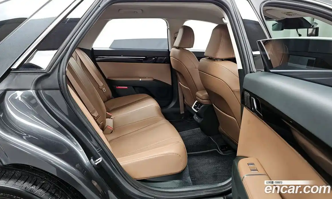 Hyundai Grandeur 2023 2.5 Автомат в Москве № 43856, фото 6