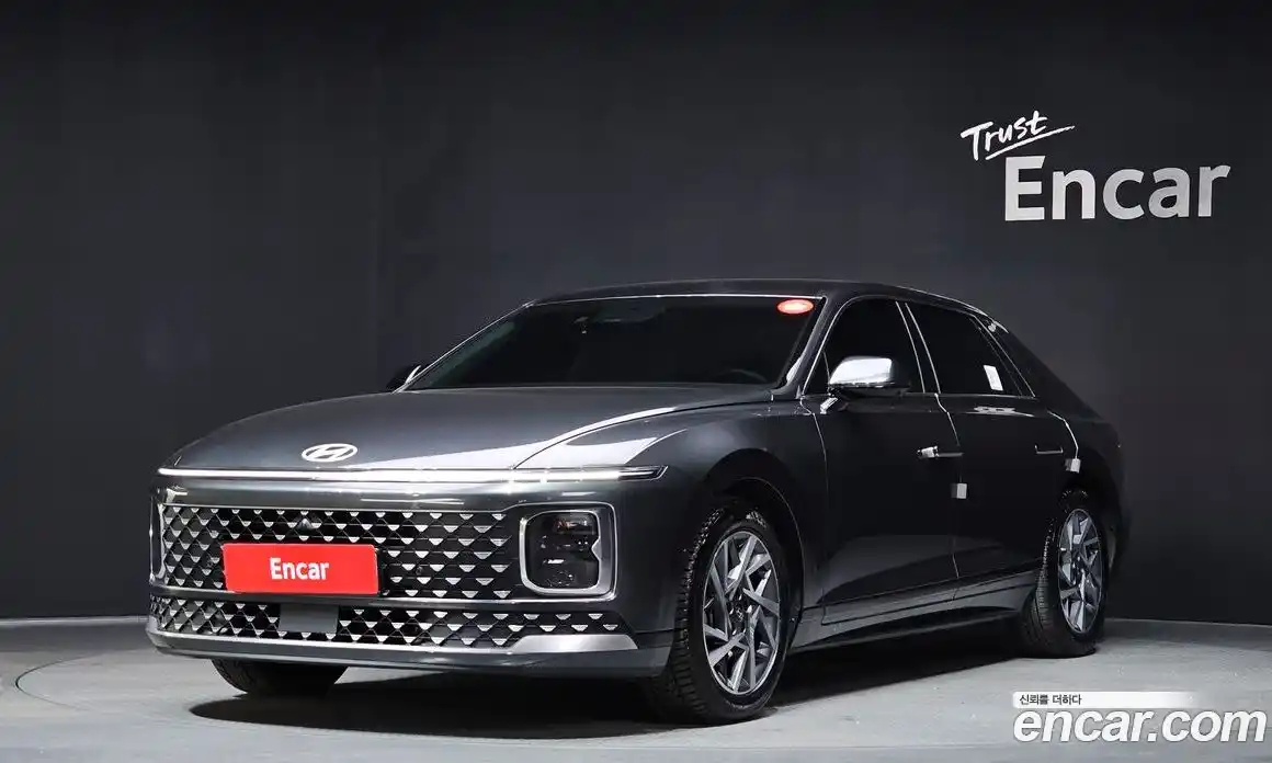 Hyundai Grandeur 2023 2.5 Автомат в Москве № 43856, фото 9