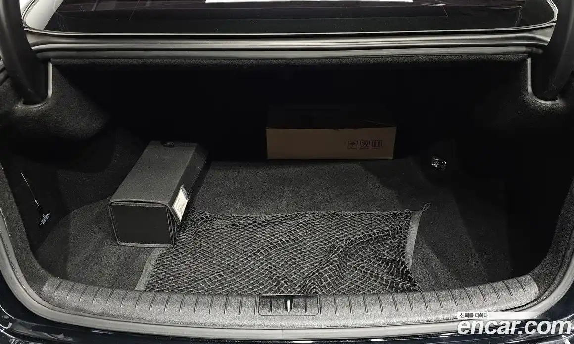 Hyundai Genesis 2015 3.3 Автомат в Москве № 43903, фото 3