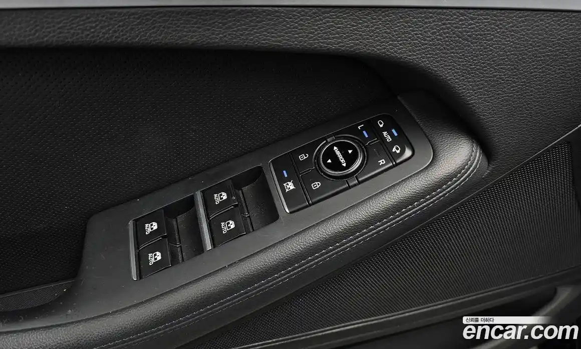 Hyundai Genesis 2015 3.3 Автомат в Москве № 43903, фото 5