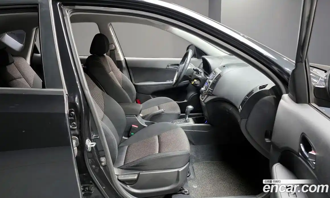 Hyundai i30 2008 1.6 Автомат в Москве № 45751, фото 4