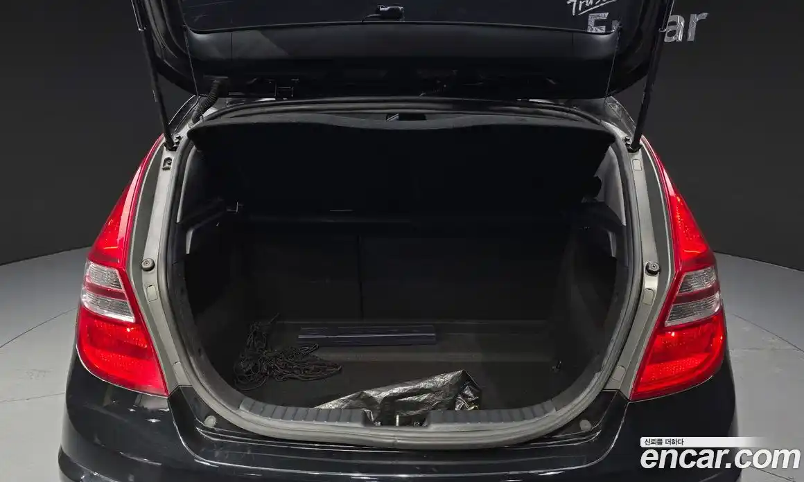 Hyundai i30 2008 1.6 Автомат в Москве № 45751, фото 9