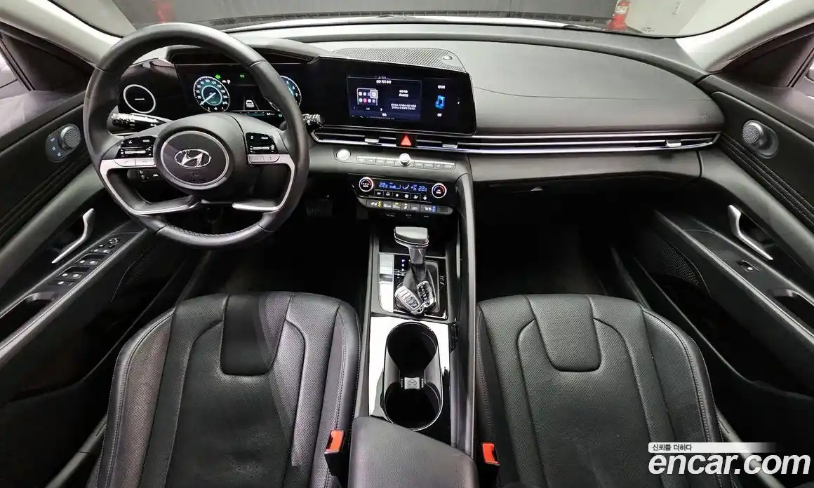 Hyundai Avante 2021 1.6 Автомат в Москве № 45834, фото 10