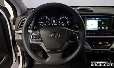 Hyundai Avante 2018 1.6 Автомат в Москве № 5074, миниатюра 2