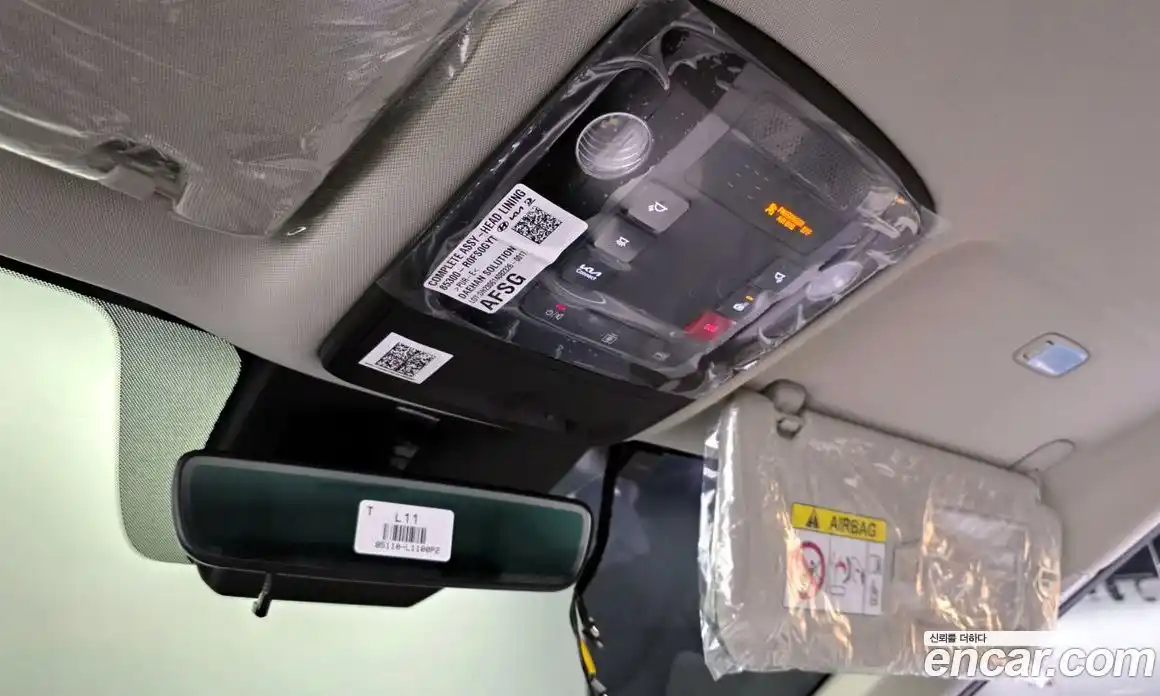 Kia Canival 2023 3.5 Автомат в Москве № 52471, фото 19