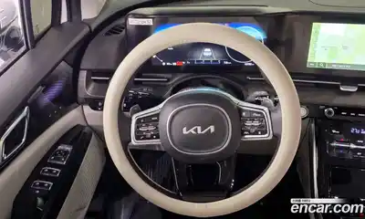 Kia Canival 2023 3.5 Автомат в Москве № 52471, миниатюра 4