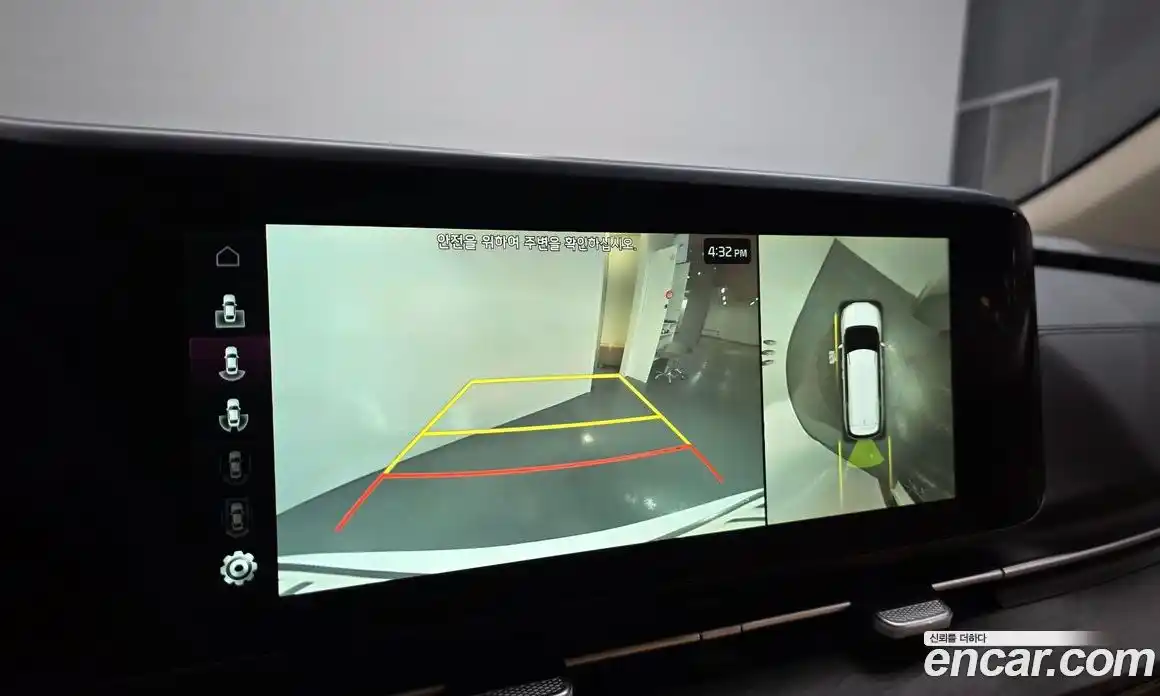 Kia Canival 2023 3.5 Автомат в Москве № 52535, фото 14