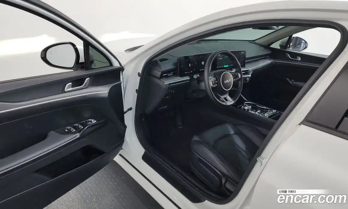 Kia K5 2024 2.0 Автомат в Москве № 54293, фото 14